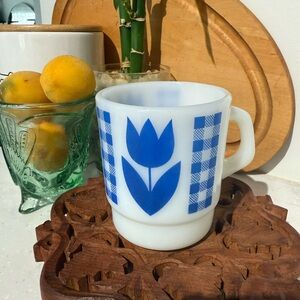 Vintage Termocrisa Milk Glass Blue Tulip Mug